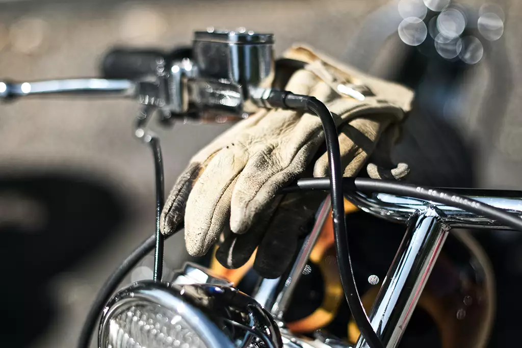 moto reparation gant